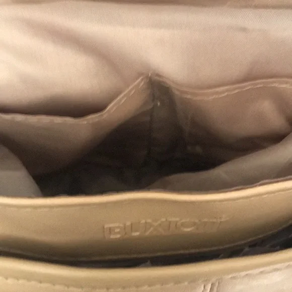 Buxton NWOT Crossbody Bag - Picture 6 of 8